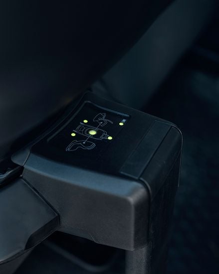 Thule Elm Connect - Intuitive installation