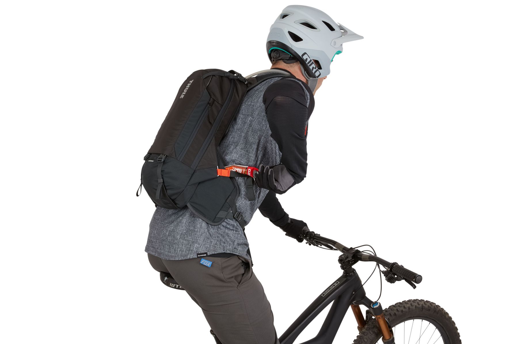 thule rail backpack