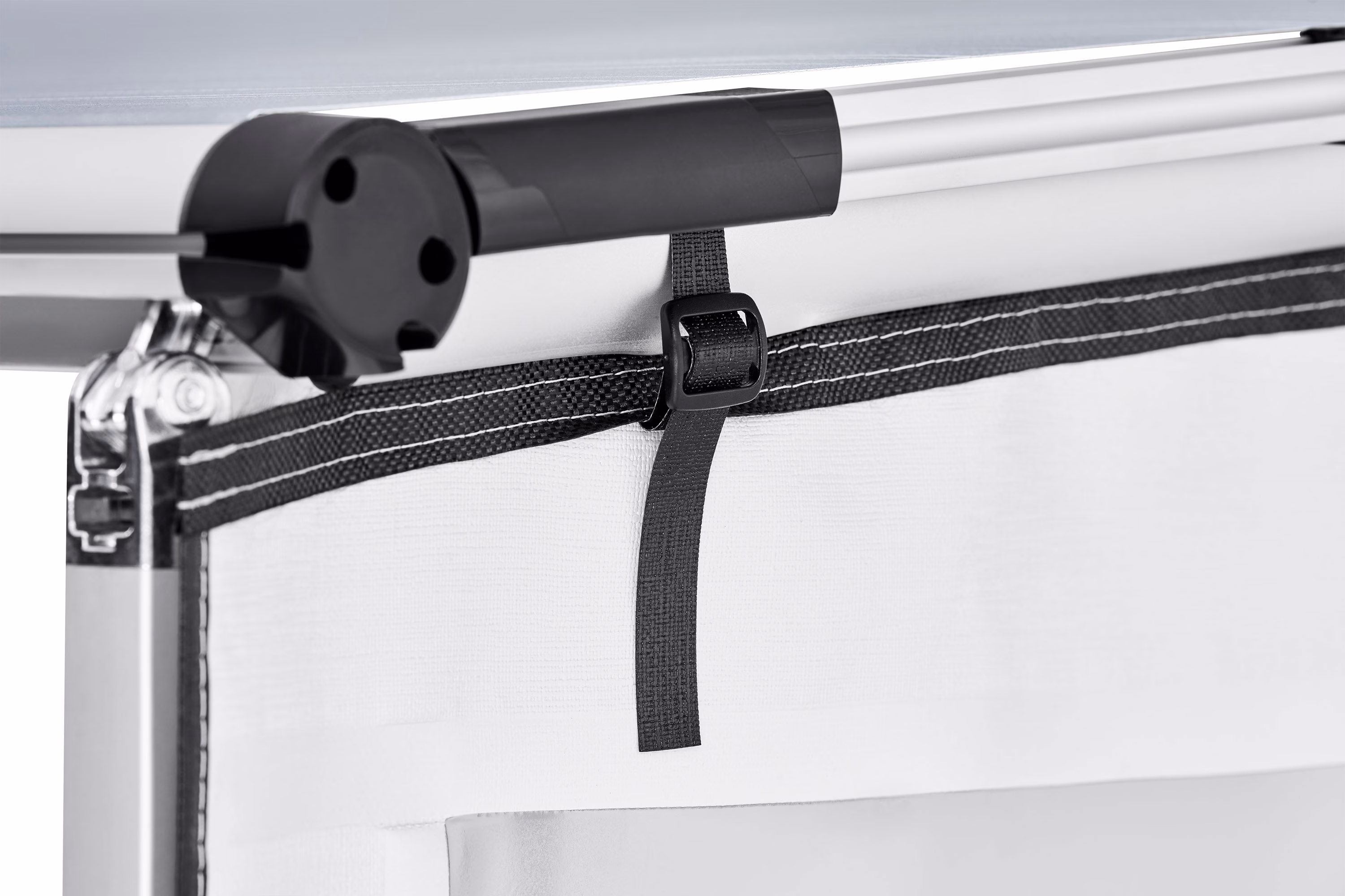 Thule OutLand rain blocker attachment