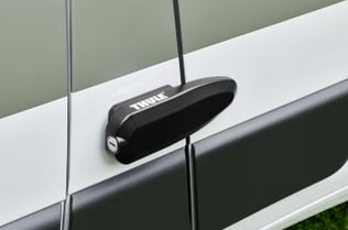 Thule Universal Lock Black Studio 301408