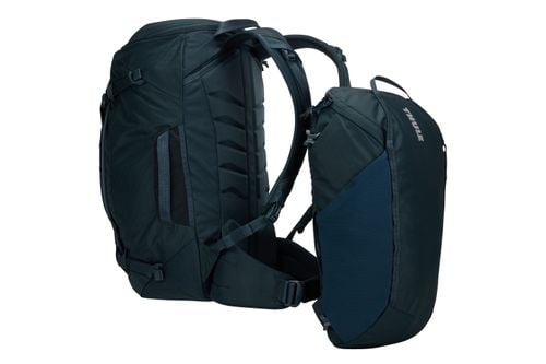Thule Landmark 60L feature