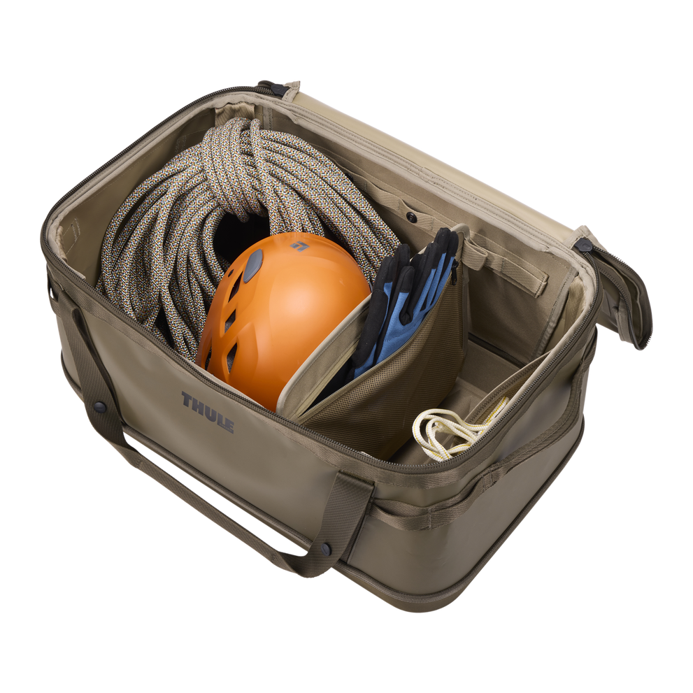 Thule Chasm gear hauler 55L deep khaki