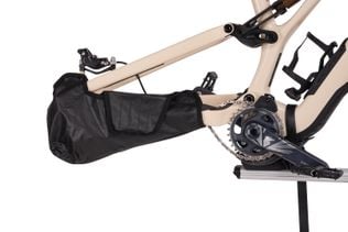 Thule RoundTrip MTB bike case feature