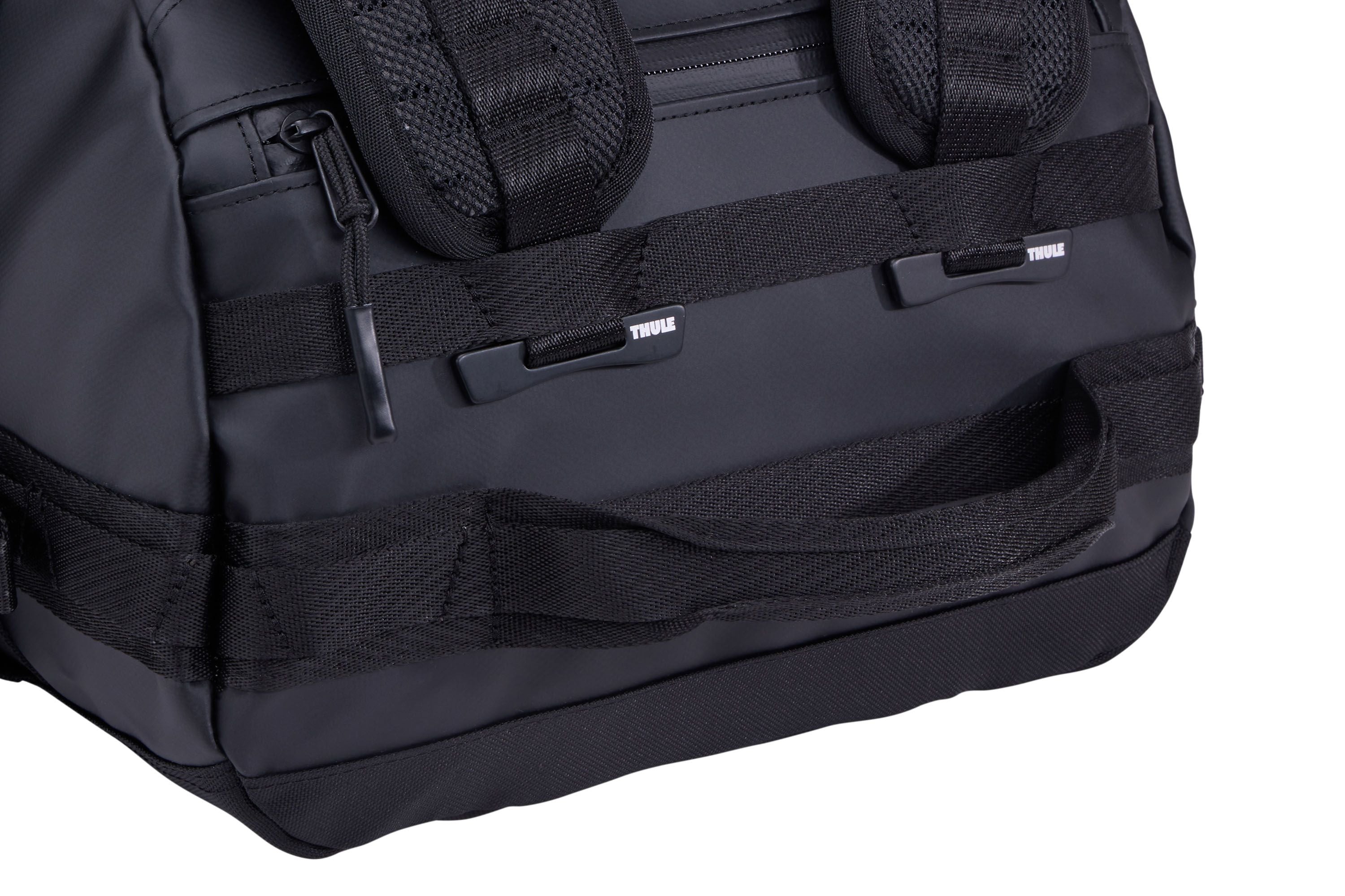 Thule Chasm 30L duffel black