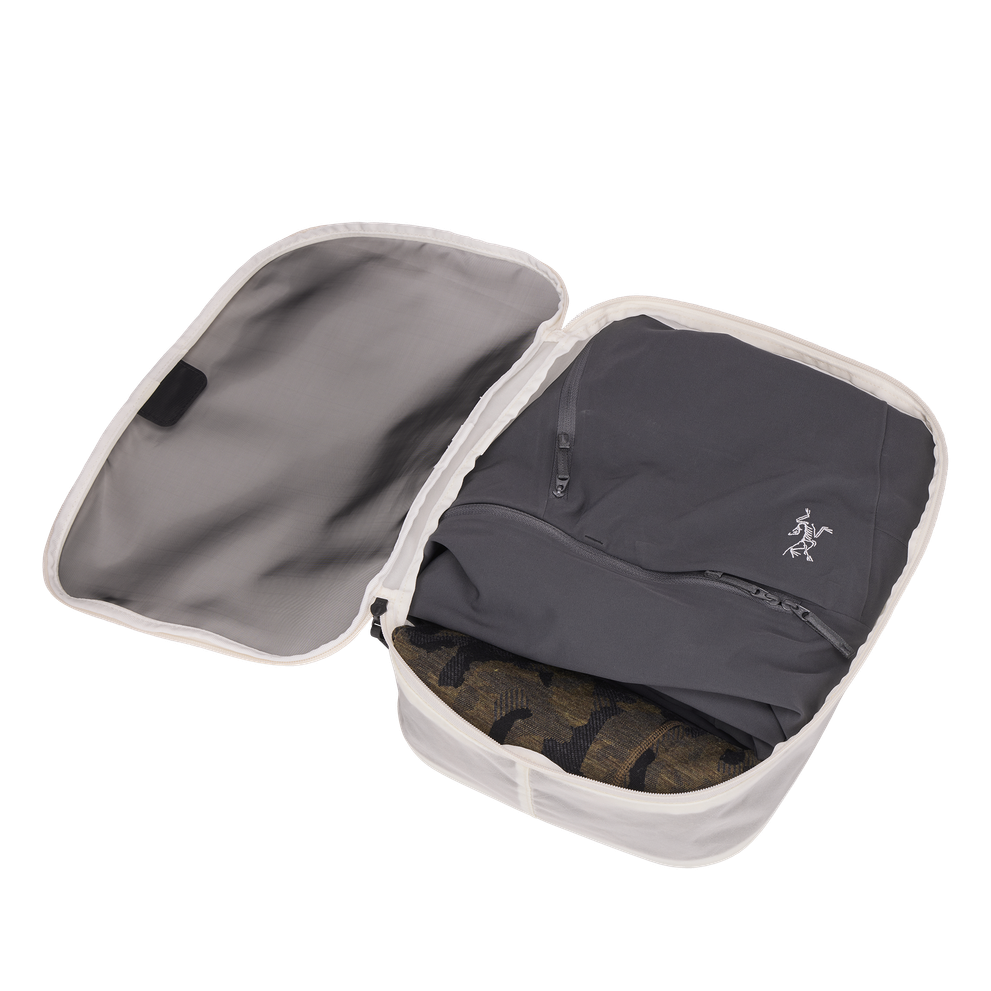 Thule packing cube medium white