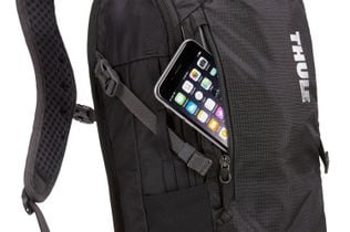 Thule UpTake 12L exterior zippered pocket
