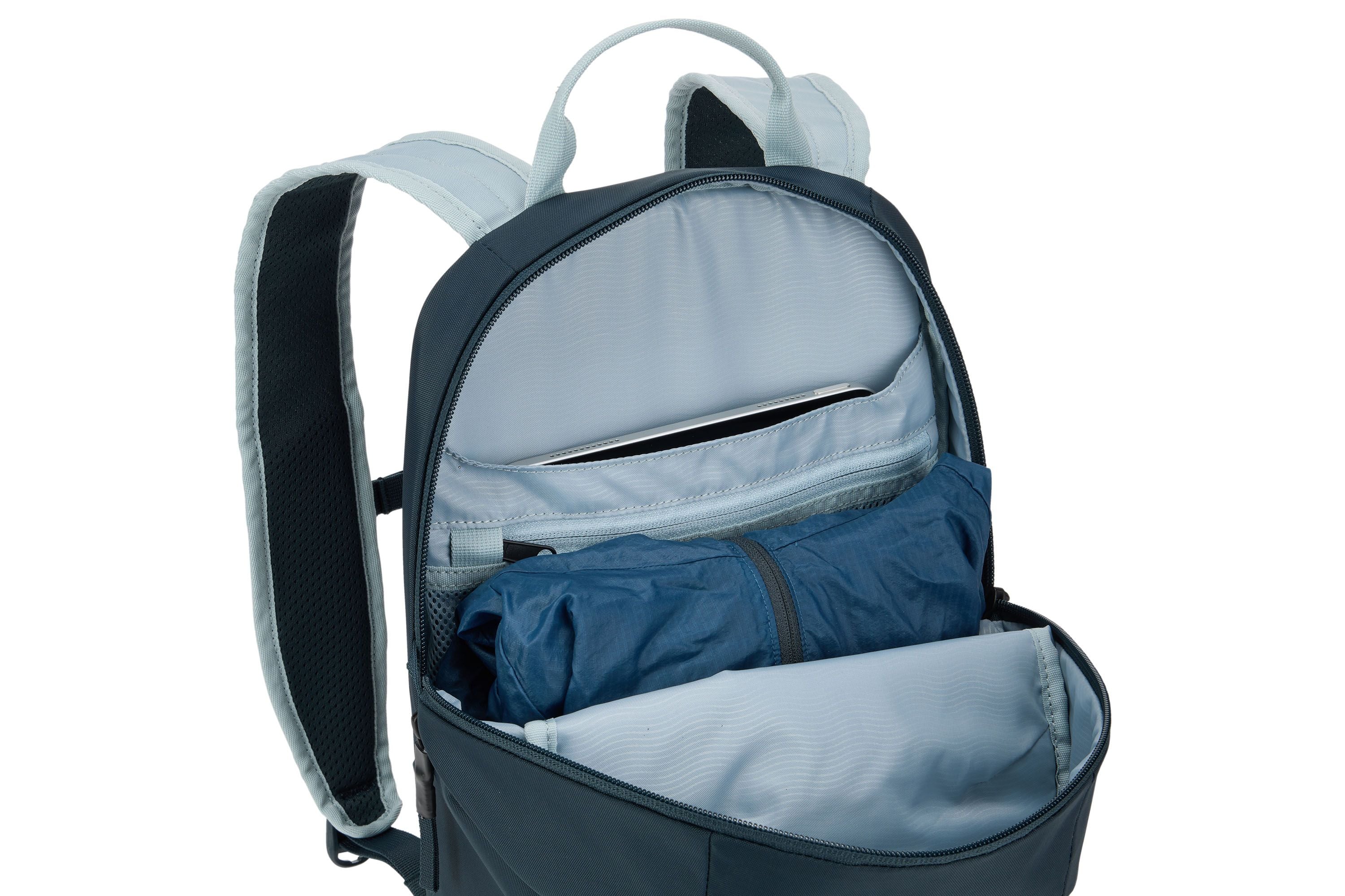 Thule EnRoute backpack 12L soft blue/darkest blue