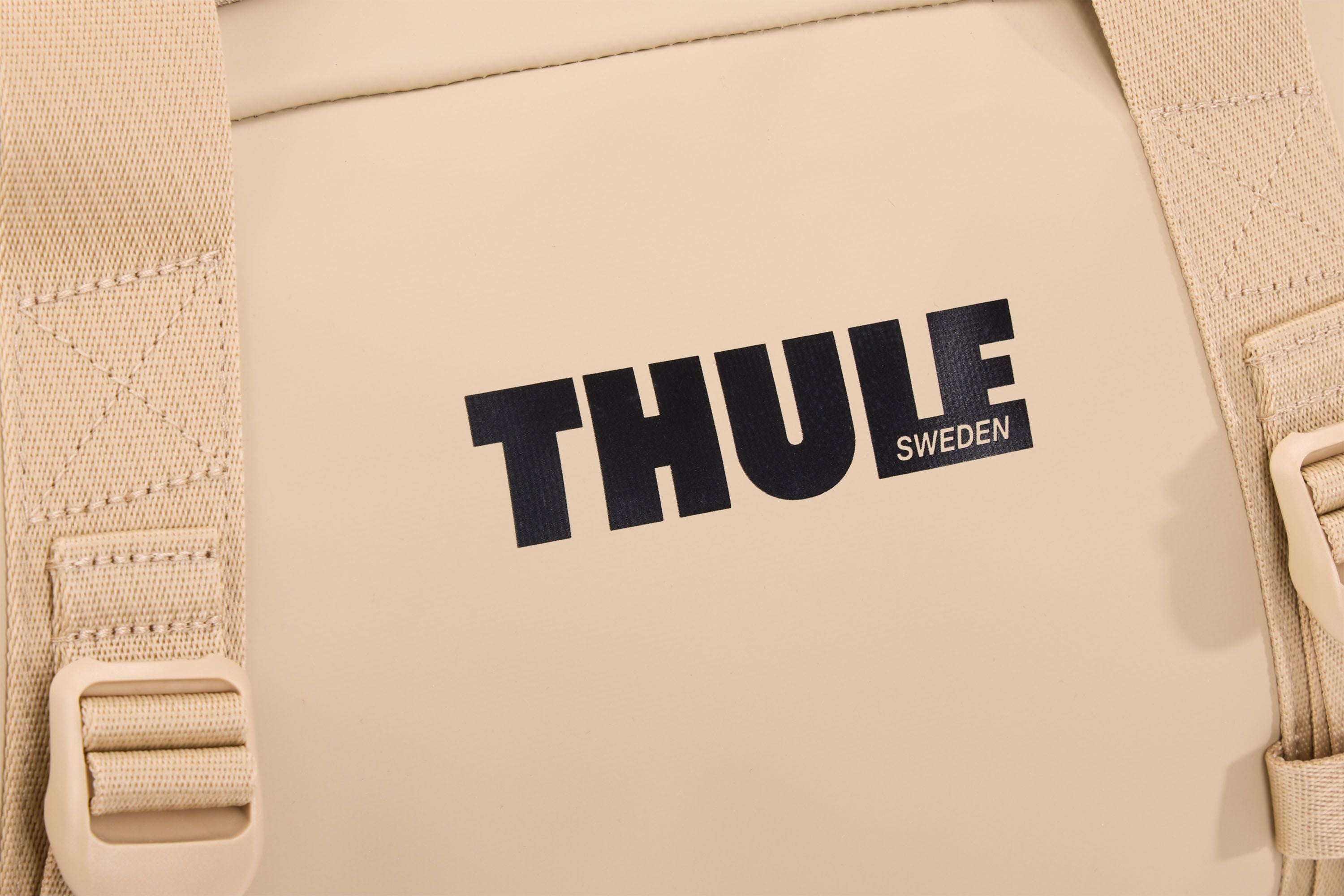 Thule Chasm duffel 30L gentle beige