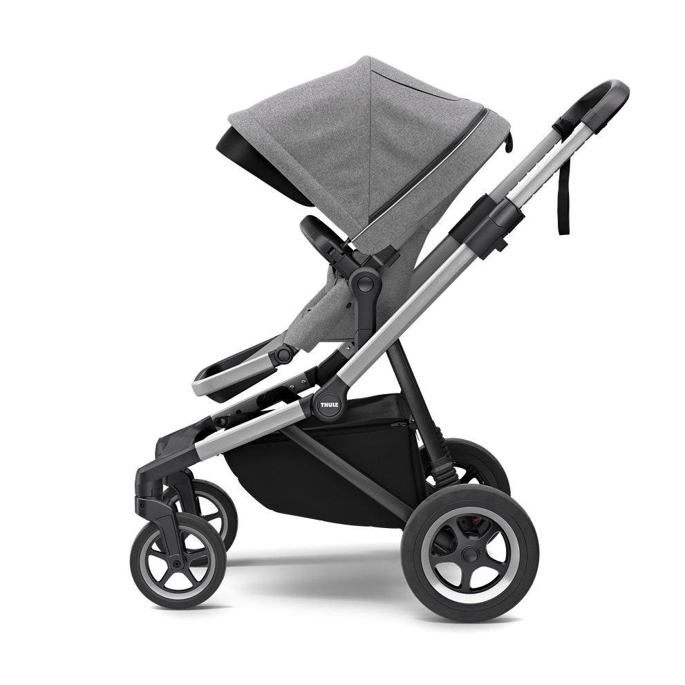 Thule Sleek city stroller aluminium/gray  melange with bassinet gray melange