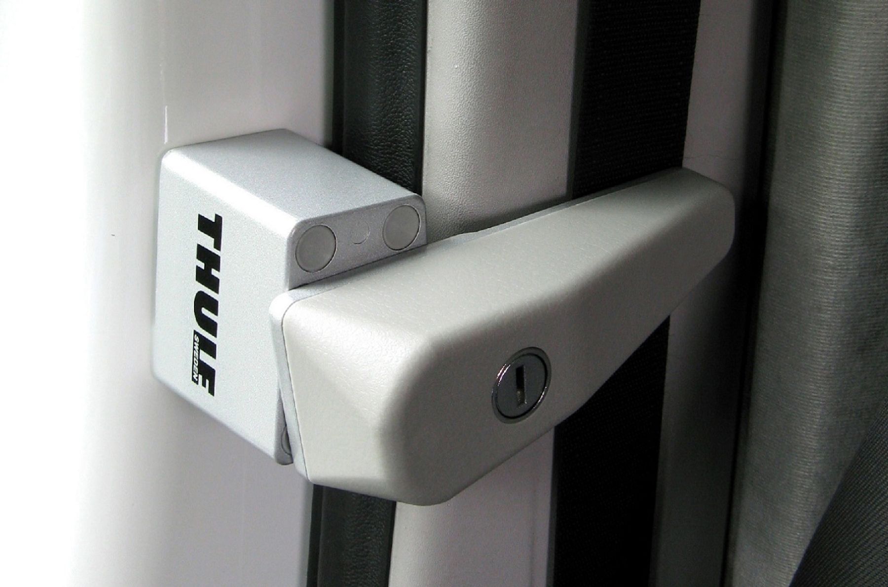 Thule Cab Lock - cabin door lock for motorhomes and vans