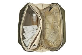 Thule EnRoute travel toiletry natural green