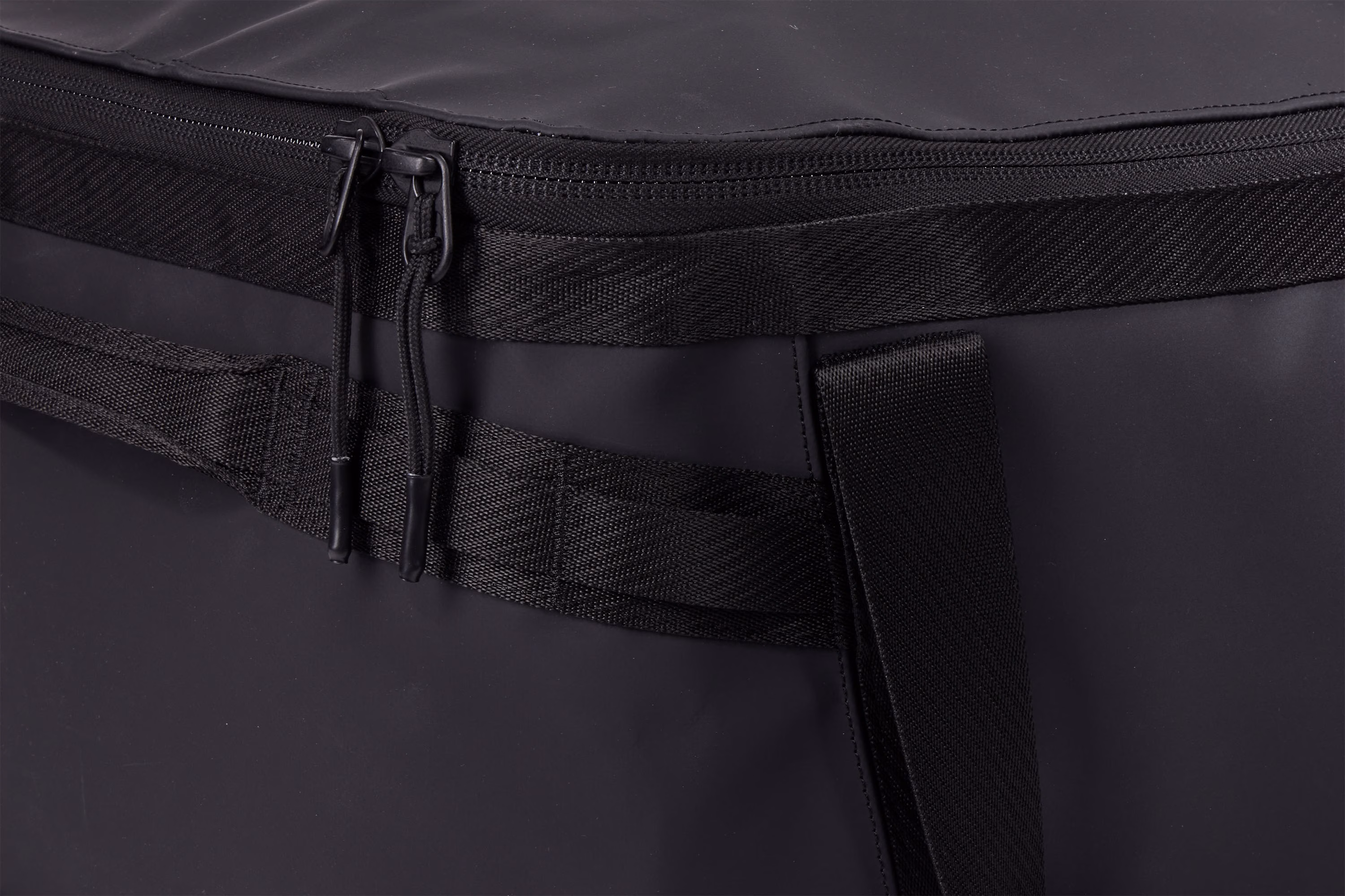 Thule Chasm gear haulers 55L black