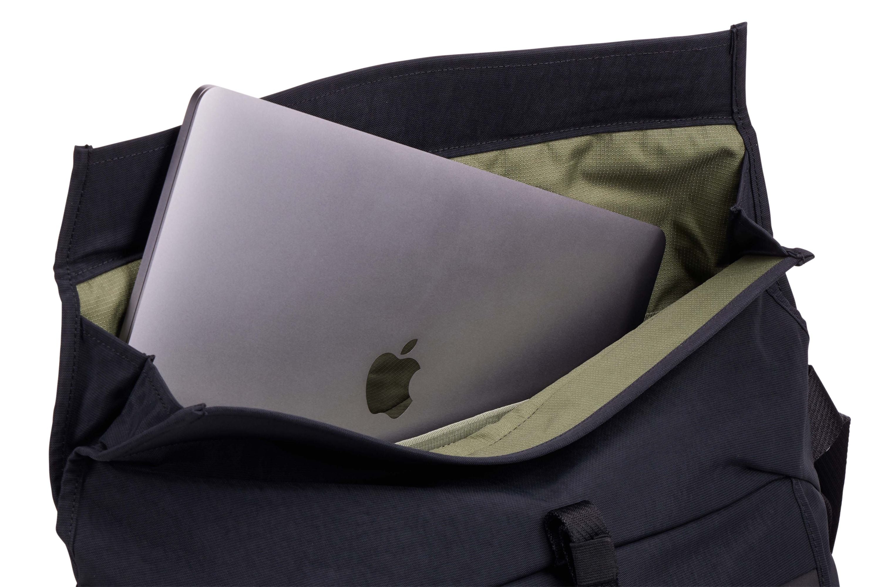 Thule Paramount Crossbody 14L Black