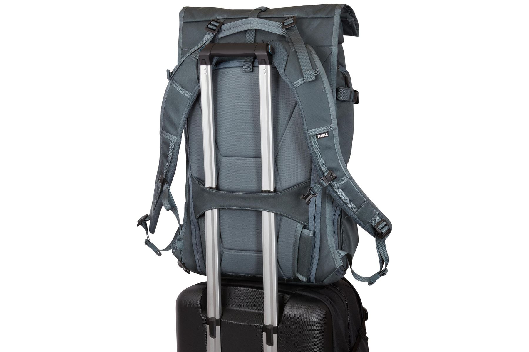 thule covert backpack
