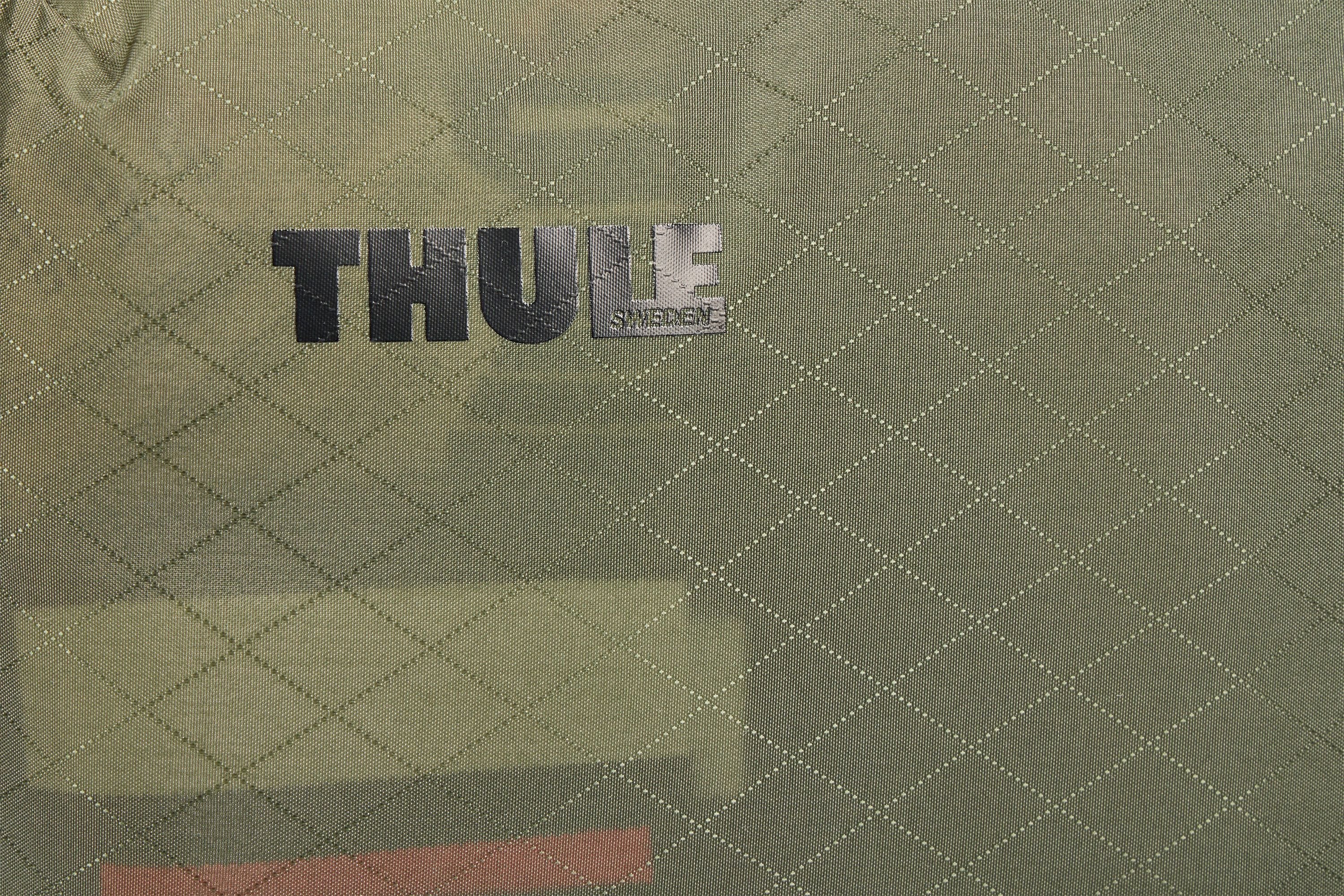Thule compression packing cube small soft green