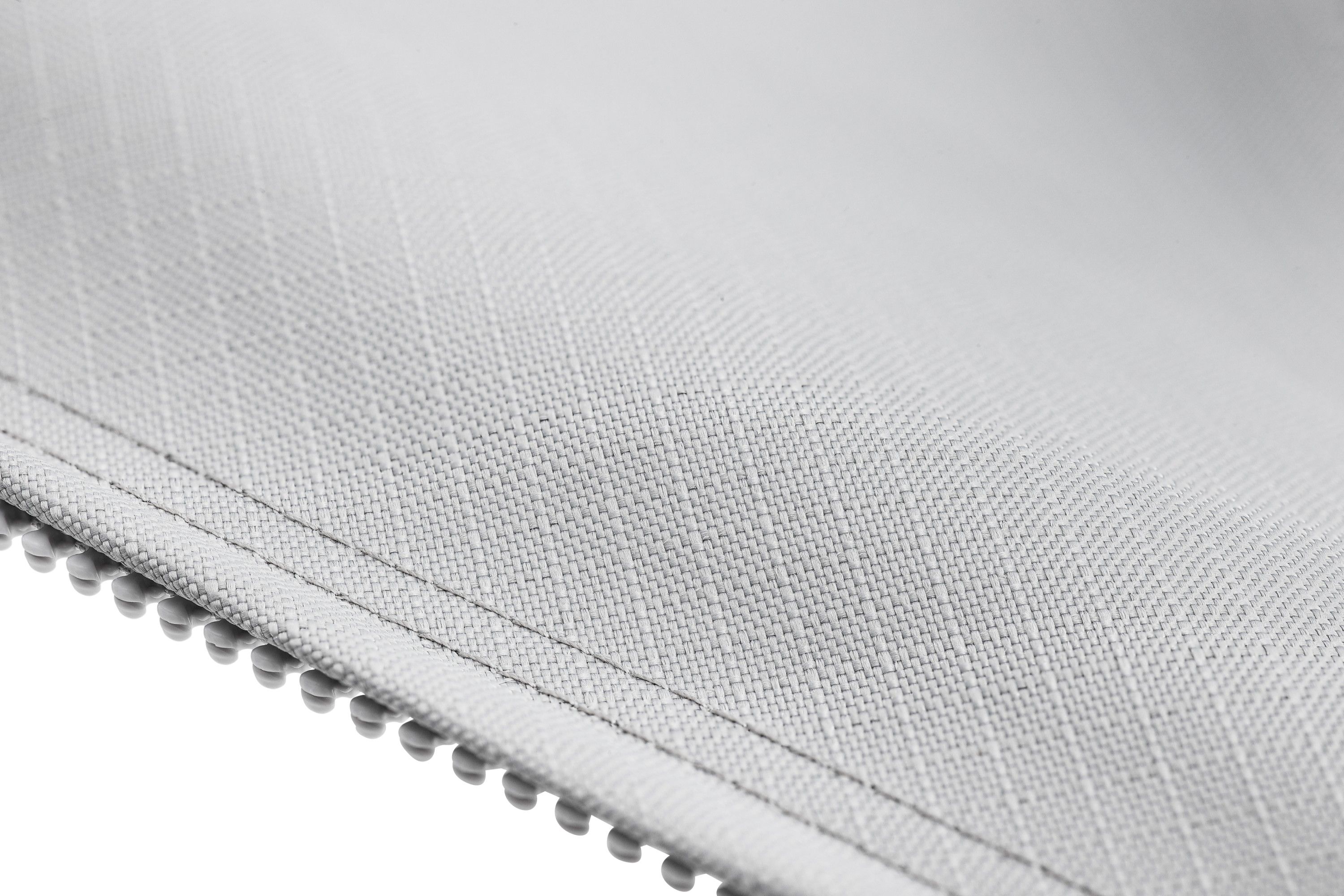 Thule Subsola front packs feature