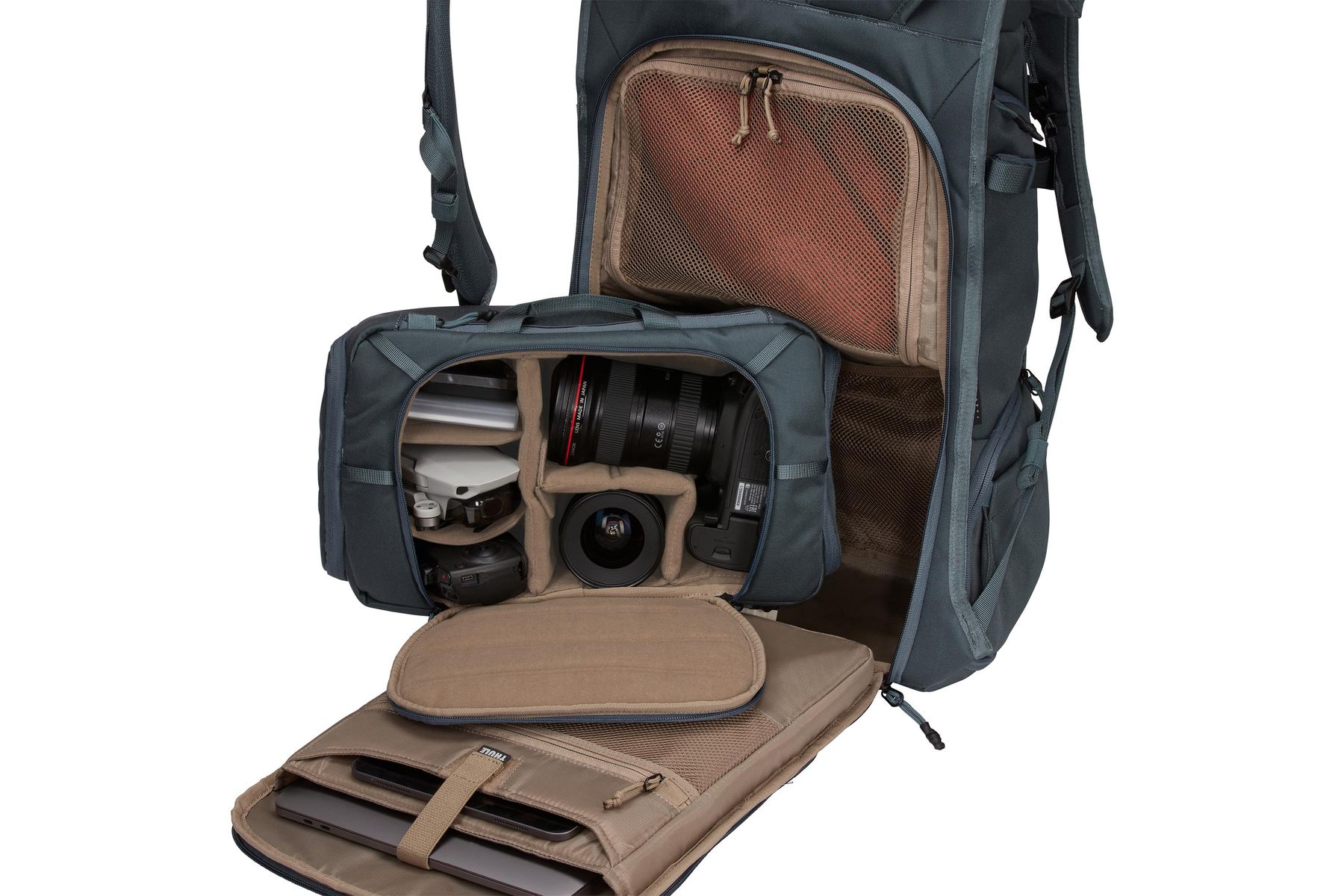 Thule Covert DSLR Backpack 32L | Thule | 日本