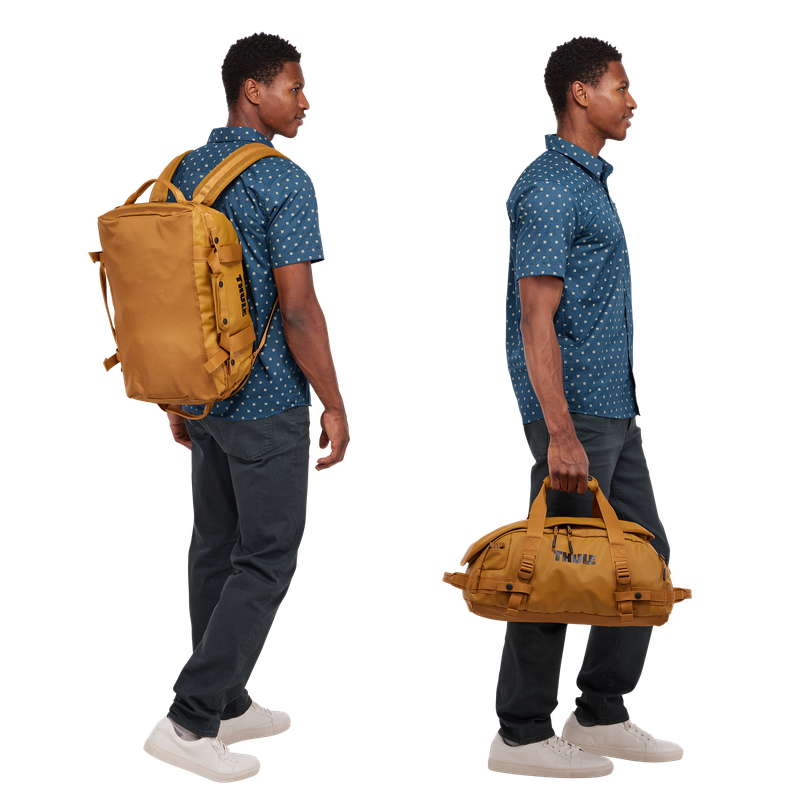 Thule Chasm 30L duffel bag golden brown