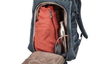 Thule Covert DSLR Backpack 24L