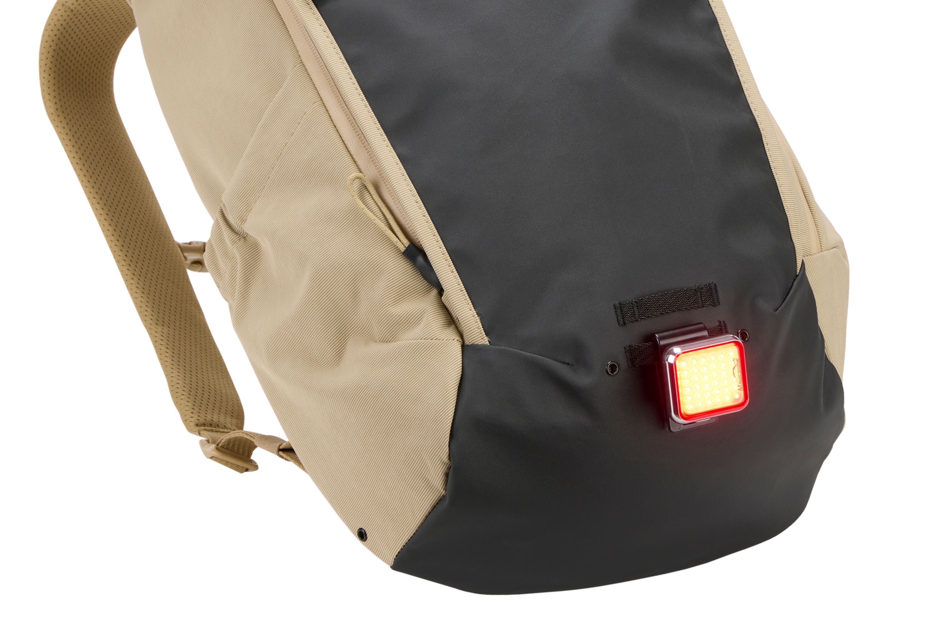Thule Paramount commute bike backpack 20L gentle beige