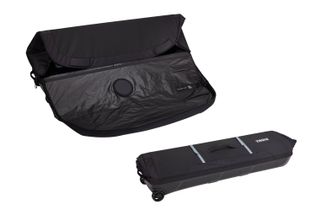 Thule RoundTrip road bike travel case feature