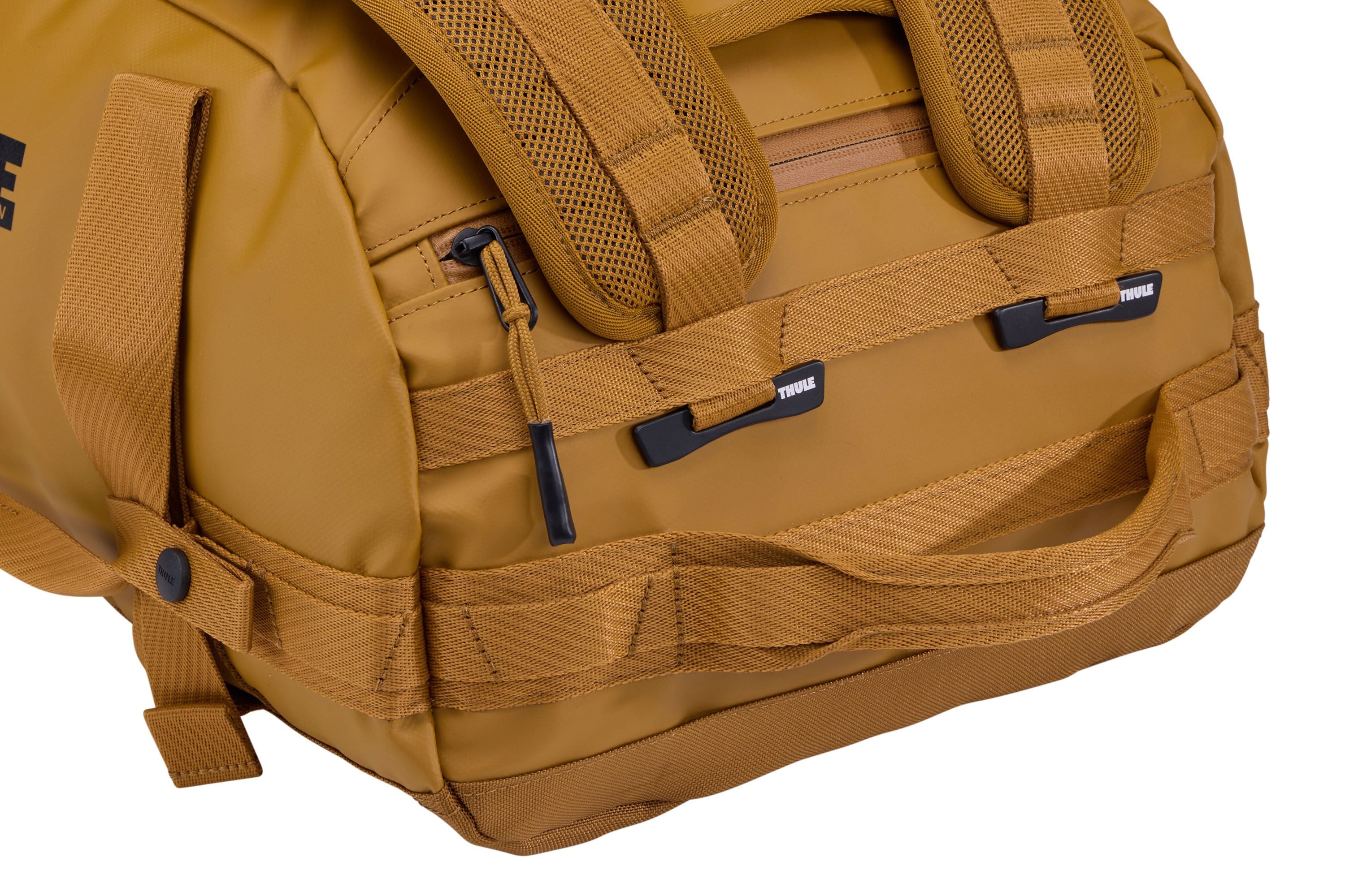 Thule Chasm 30L duffel golden