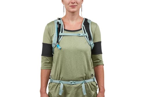 Thule Vital 8L Womens 3204159 womens torso design