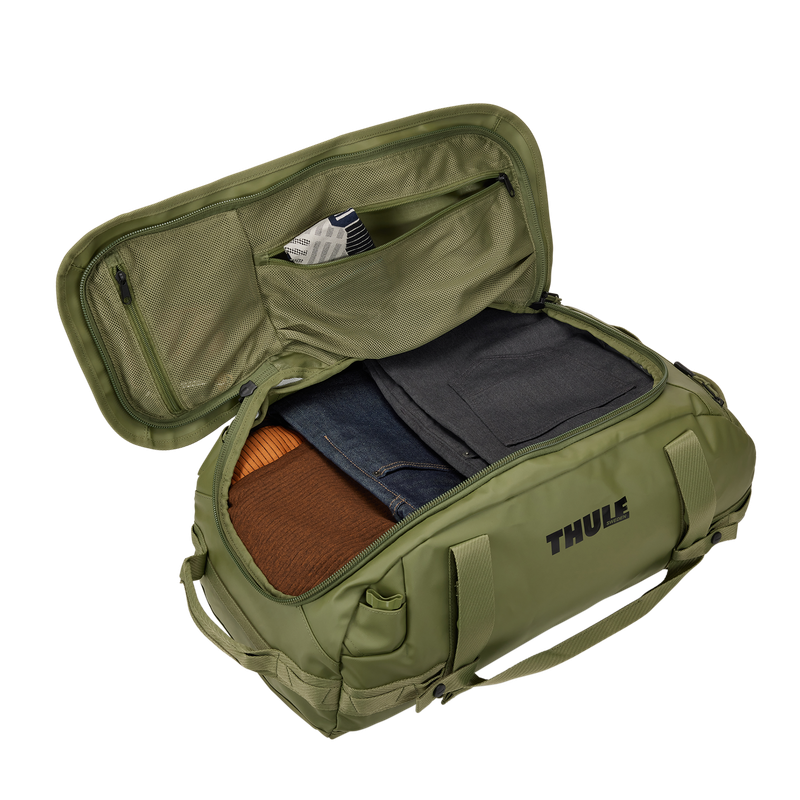 Thule Chasm 40L duffel bag olivine green