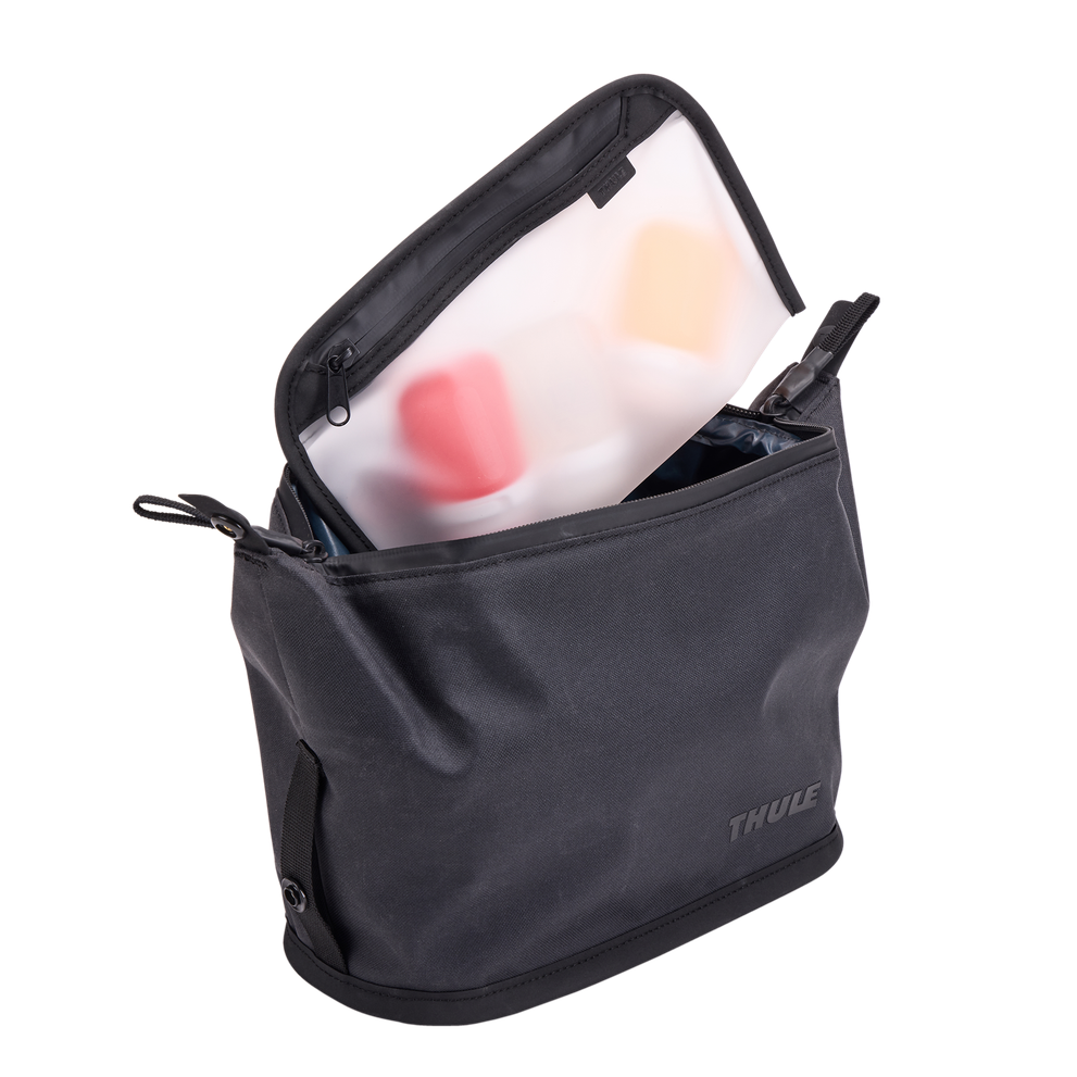 Thule Aion toiletry bag black