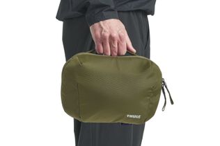 Thule EnRoute travel toiletry natural green