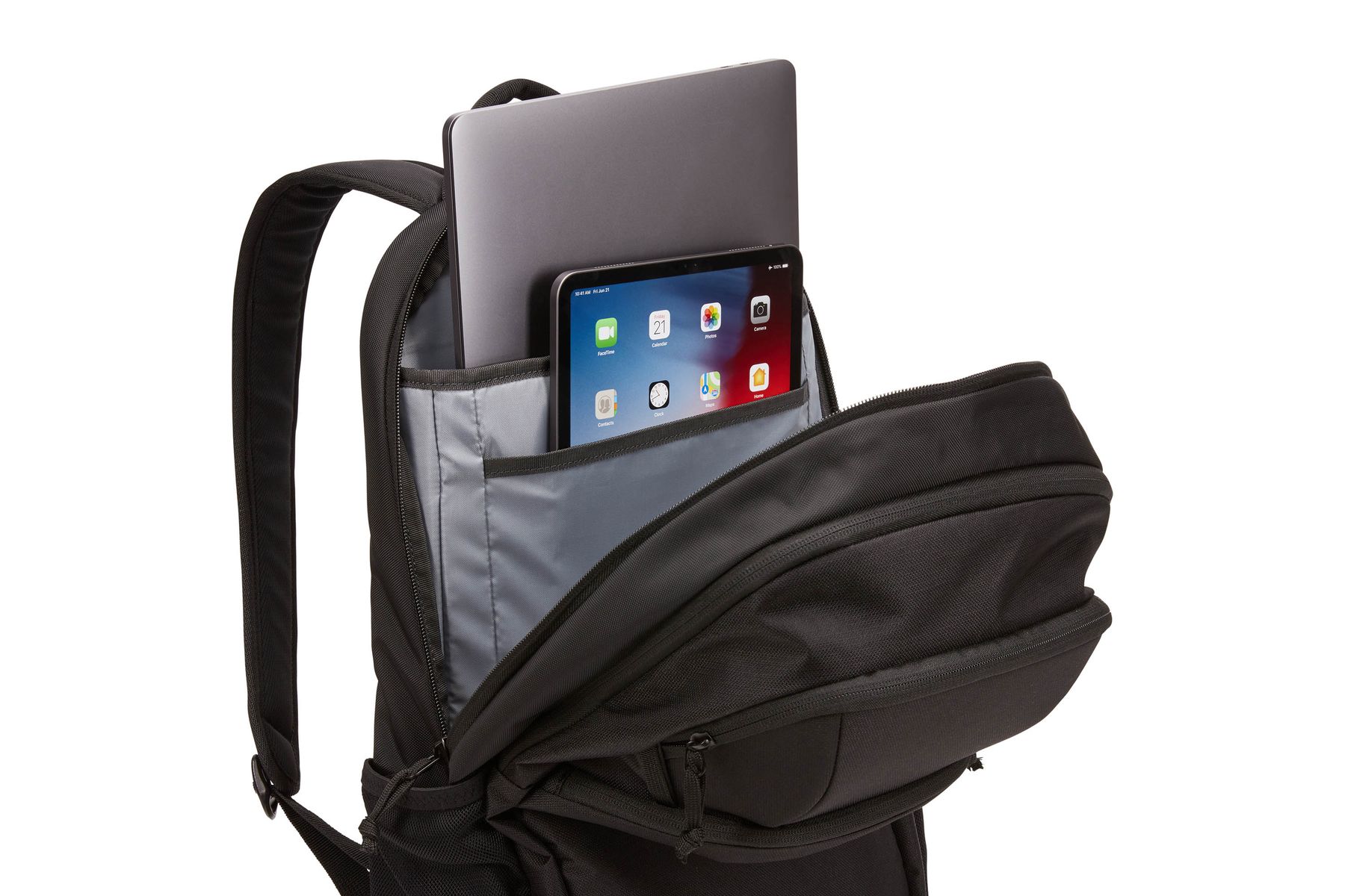 thule cycling backpack