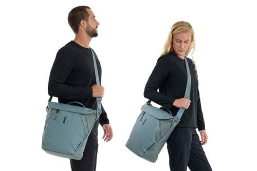 Thule Chasm tote with InLock 25L mid blue