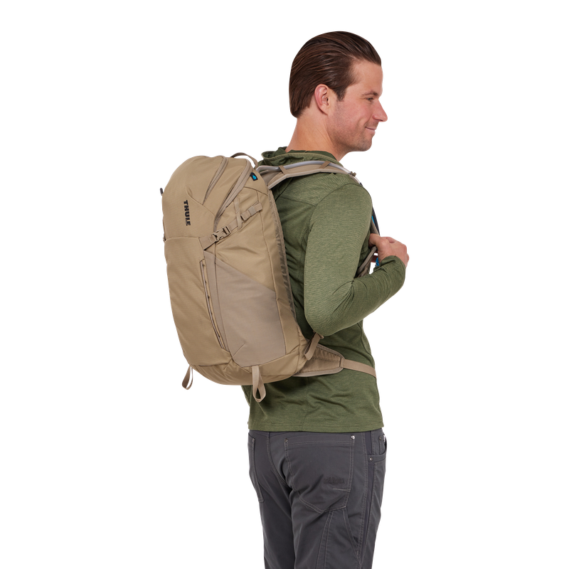 Thule AllTrail hydration pack 22L Faded Khaki tan