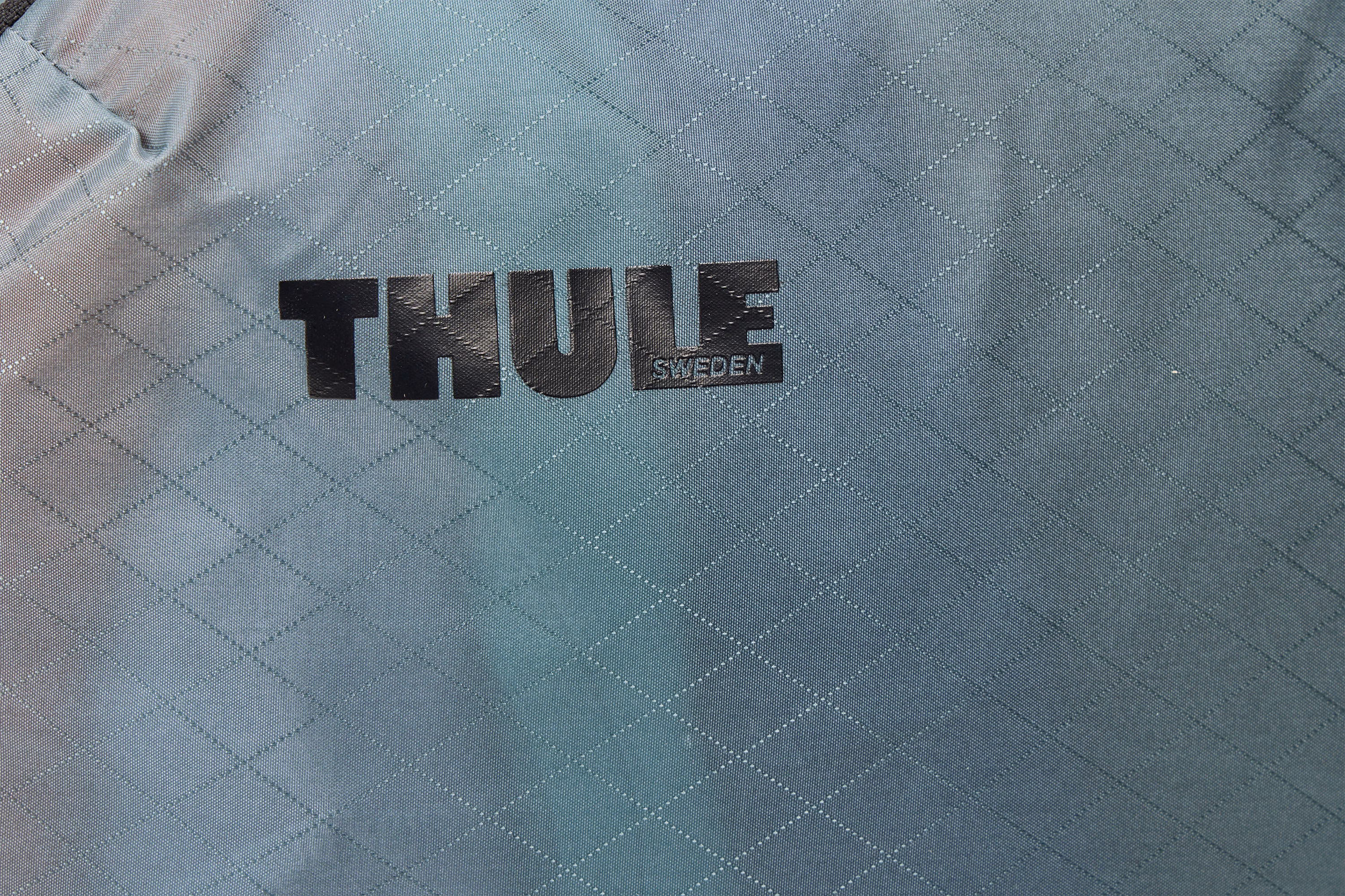 Thule clean/dirty packing cube clean/dirty packing cube medium pond mid blue