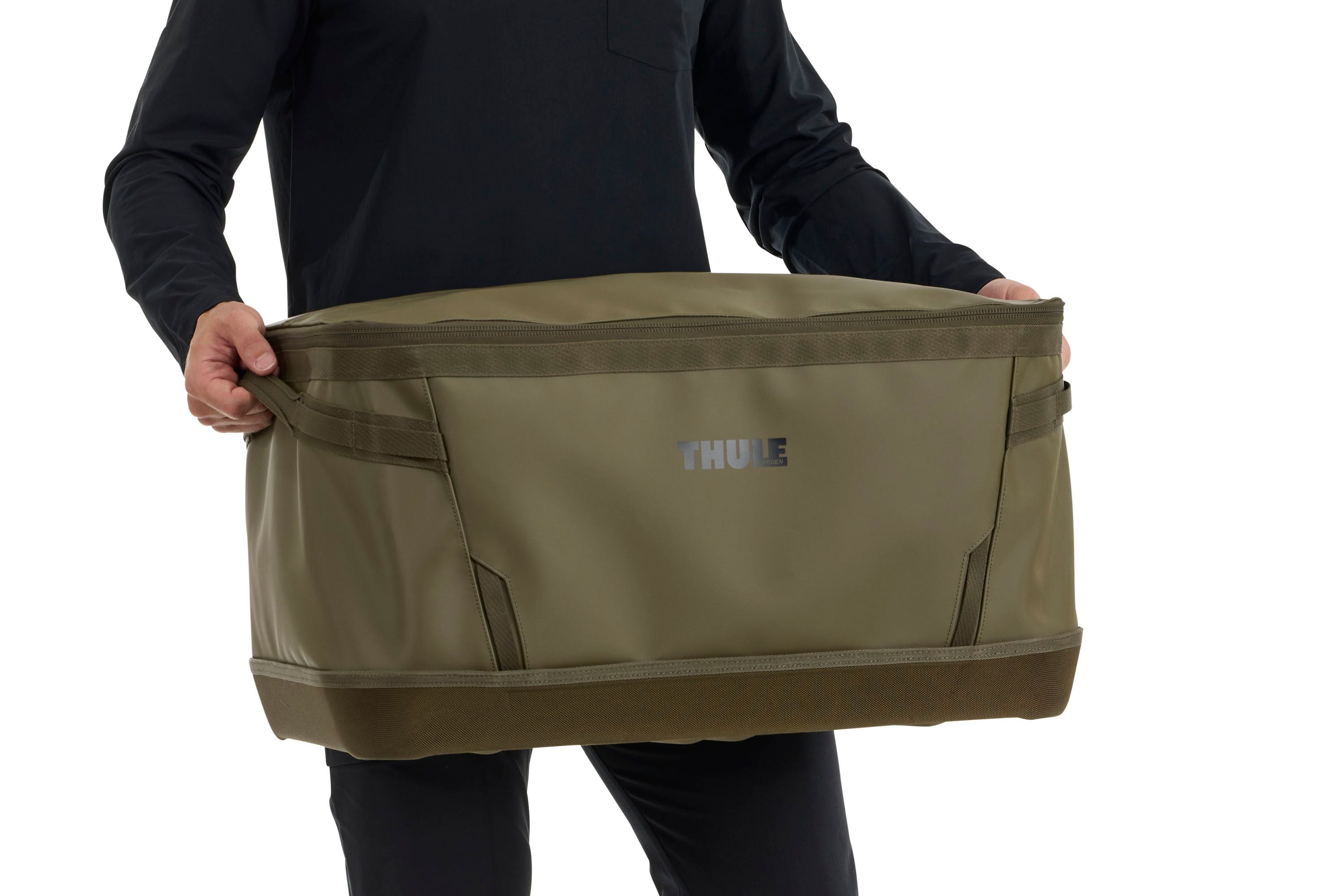 Thule Chasm gear haulers 80L deep khaki