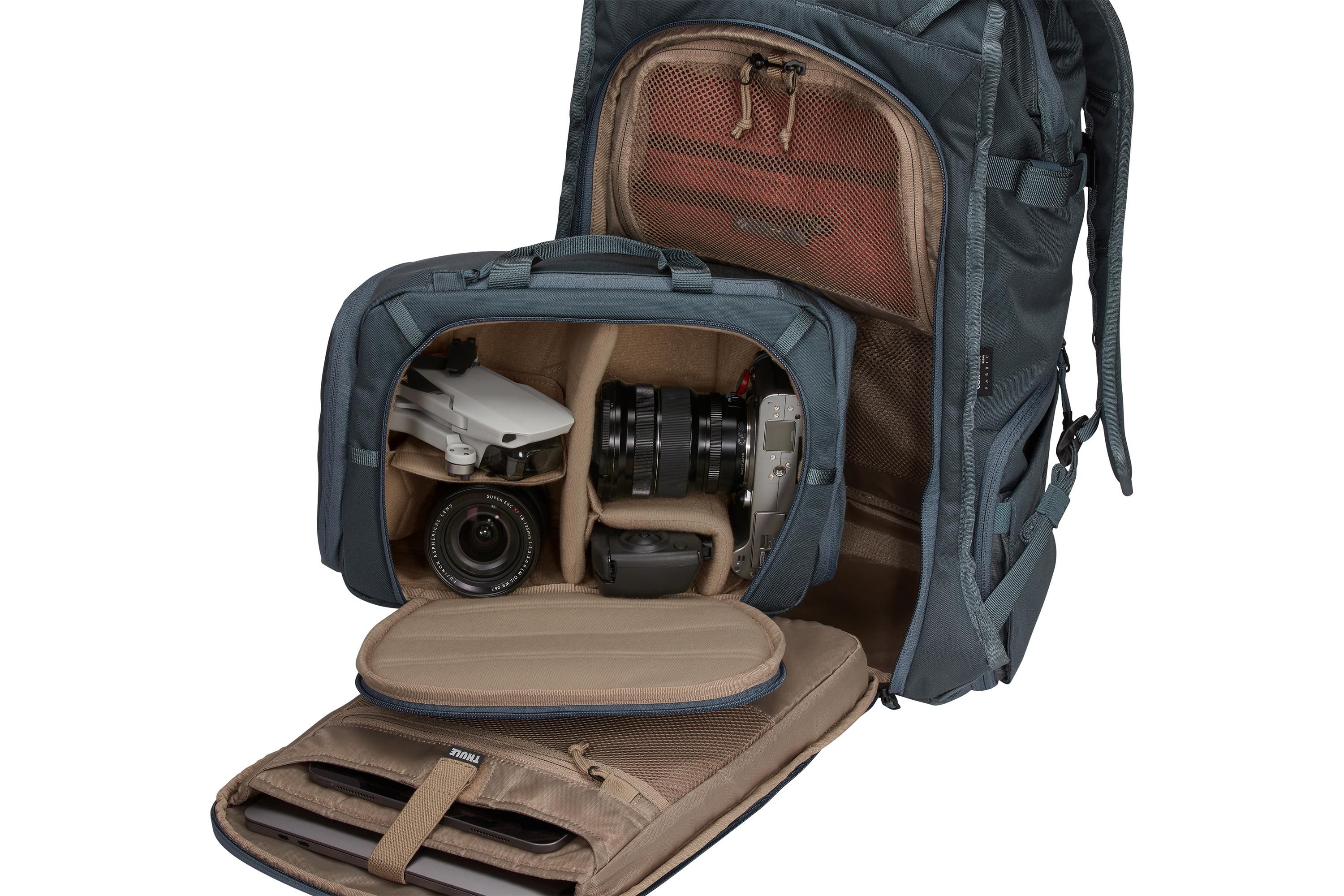 Thule Covert DSLR Backpack 24L