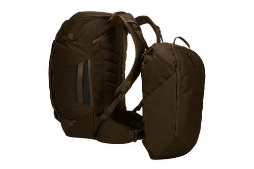 Thule Landmark 60L feature