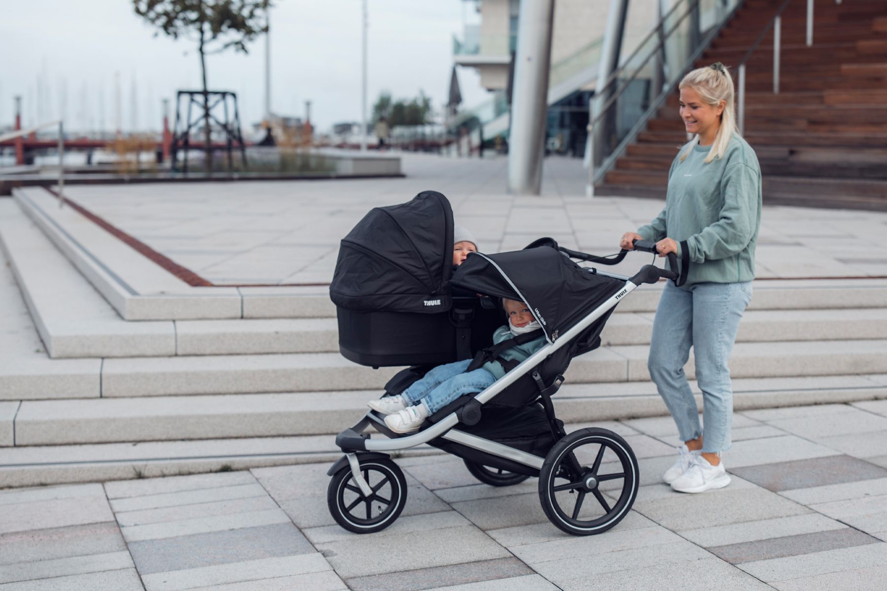 thule double stroller dimensions