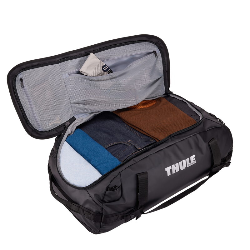 Thule Chasm 70L duffel bag black
