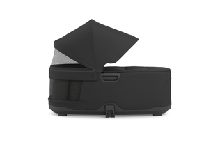 Thule Charm bassinet Feature - Brilliant canopy design