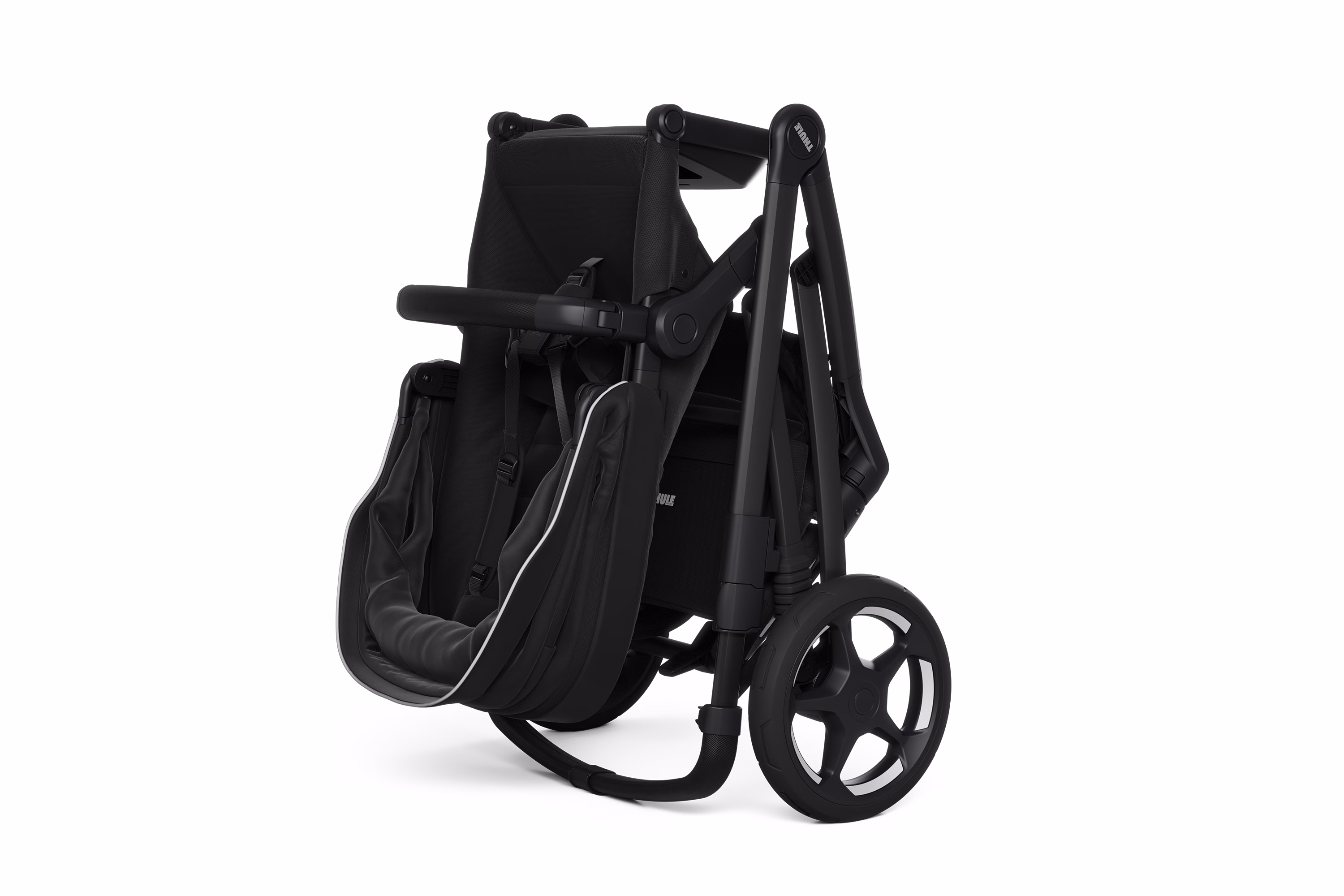 Thule Sleek 2 feature - Compact self-stand fold