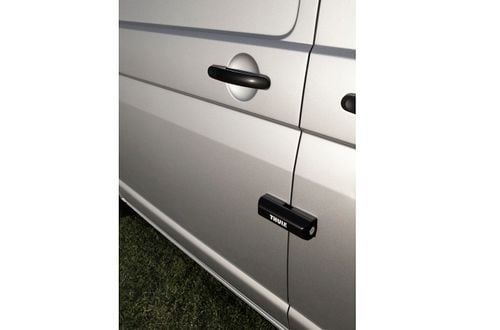 Thule Van Lock Closed Studio 309832 - Side Door