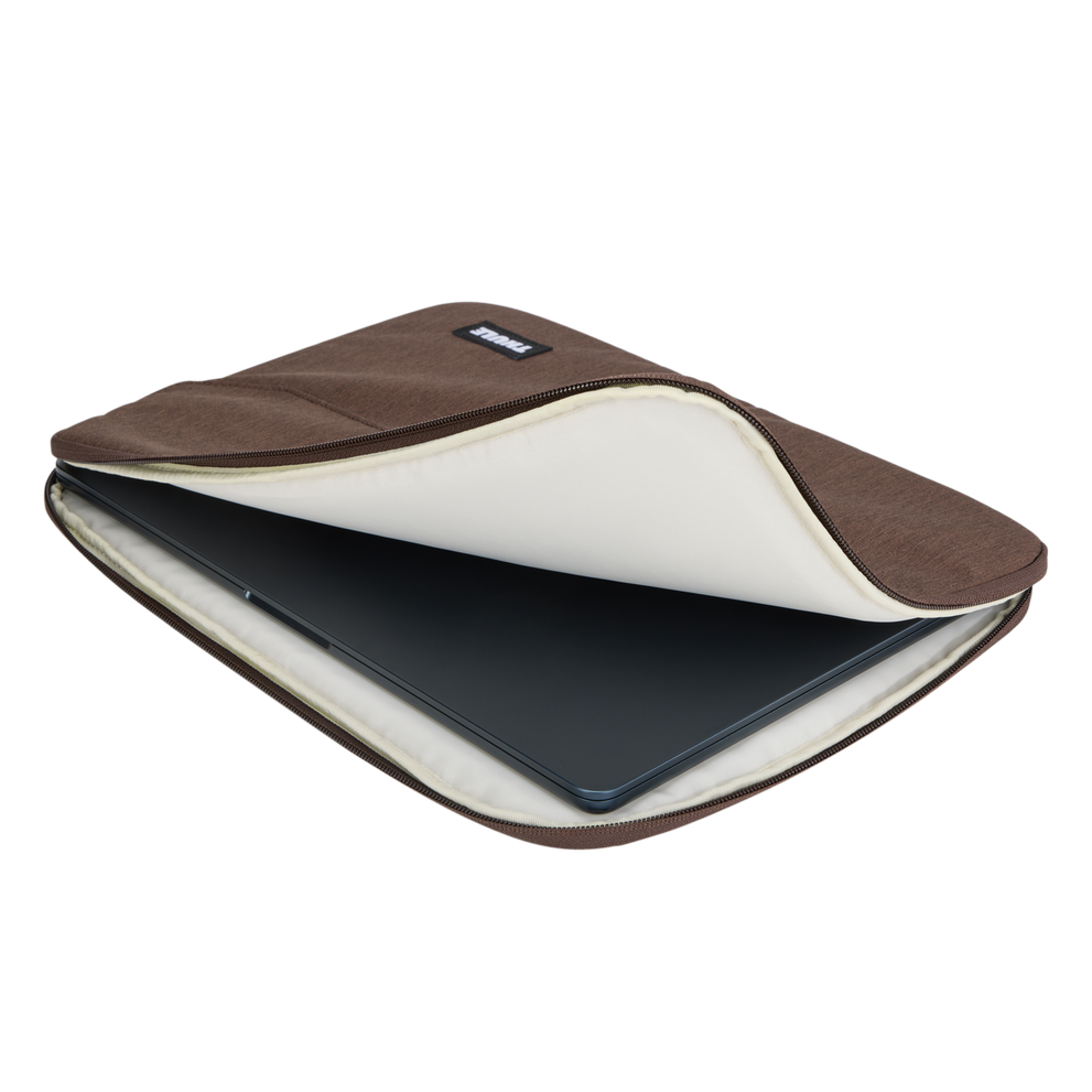 Thule Lithos sleeve MacBook Air 15'' nuanced brown