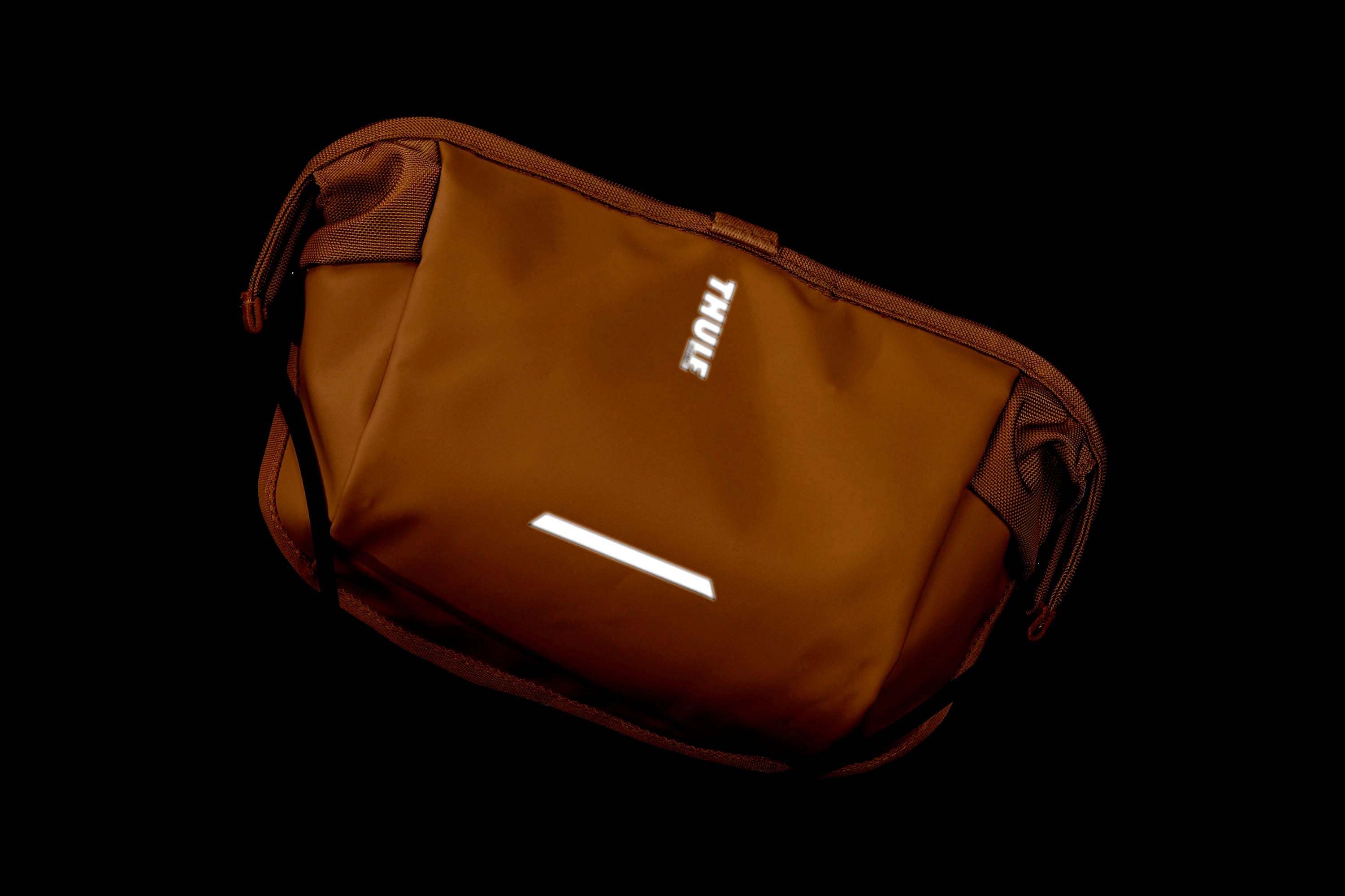 Thule Chasm handlebar bag 2L dusted orange