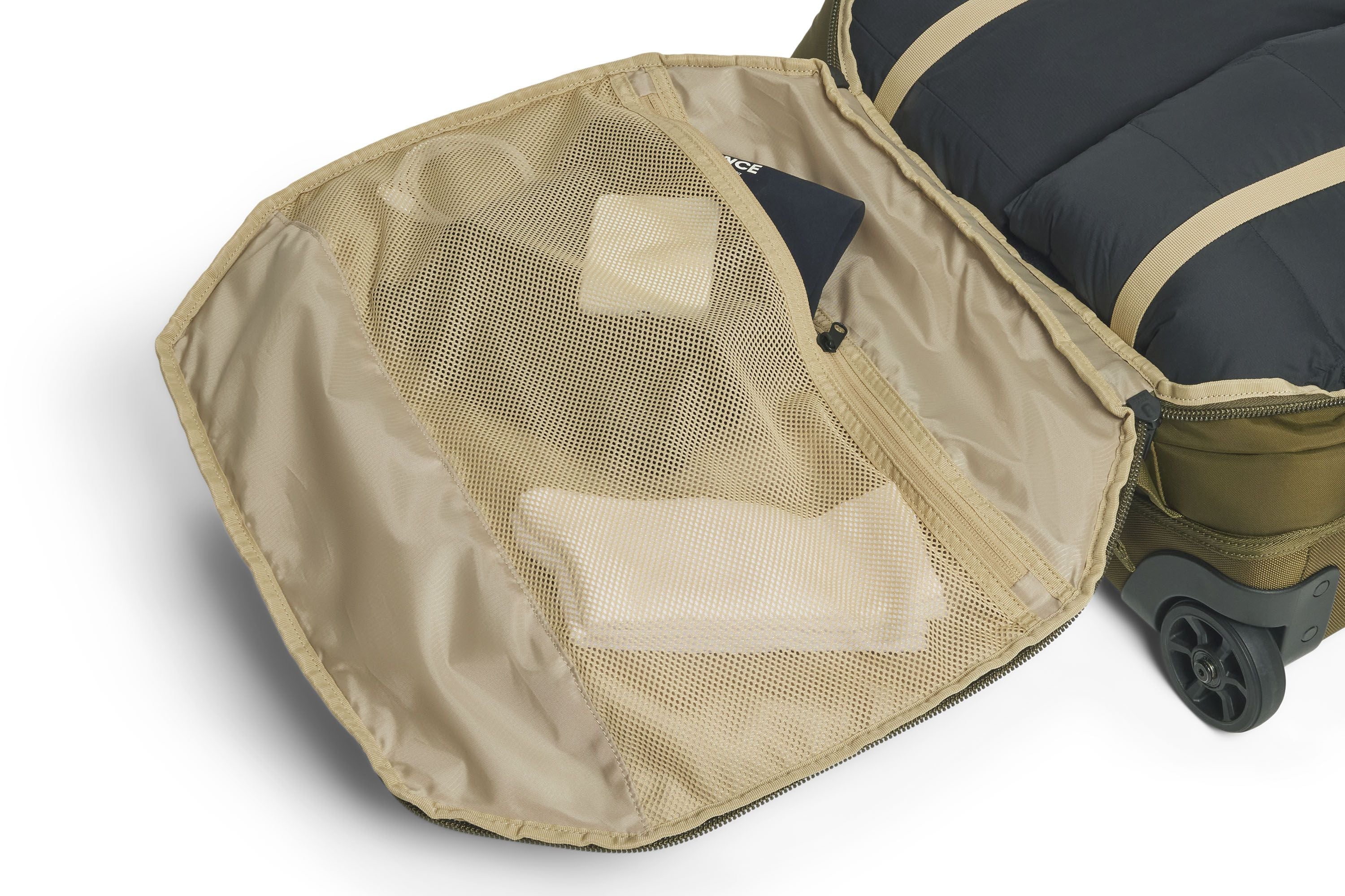 Thule EnRoute widebody carry on natural green