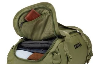 Thule Chasm 40L duffel olivine