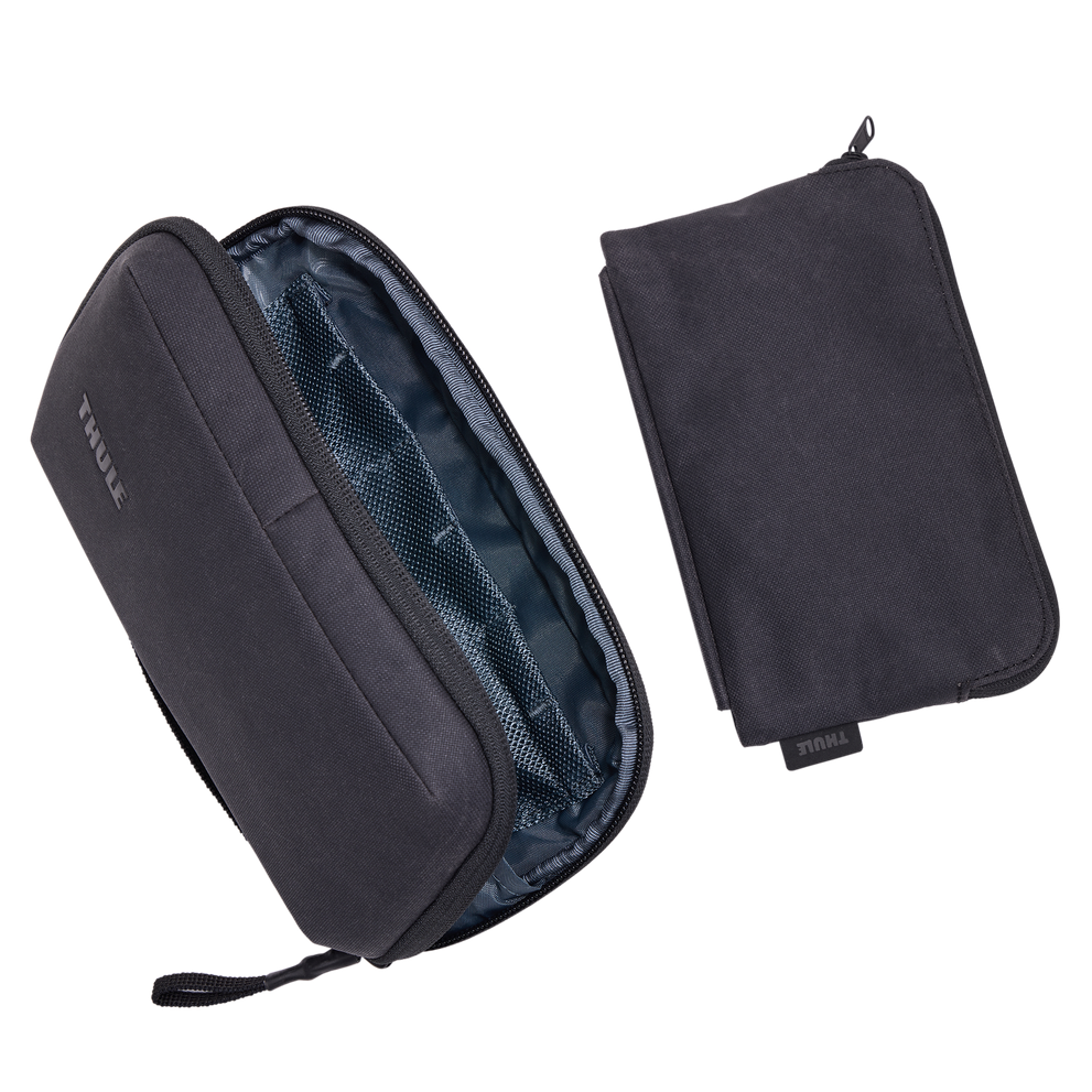 Thule Aion travel organizer black