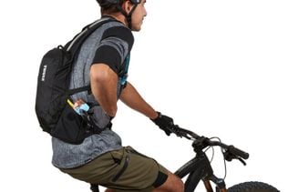 Thule Vital 3L Black 3204150