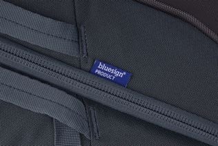 Thule Subterra 2 wheeled duffel TSA lock dark slate