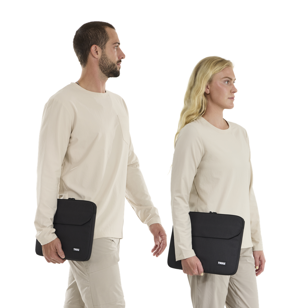 Thule Lithos sleeve MacBook Air 15'' black